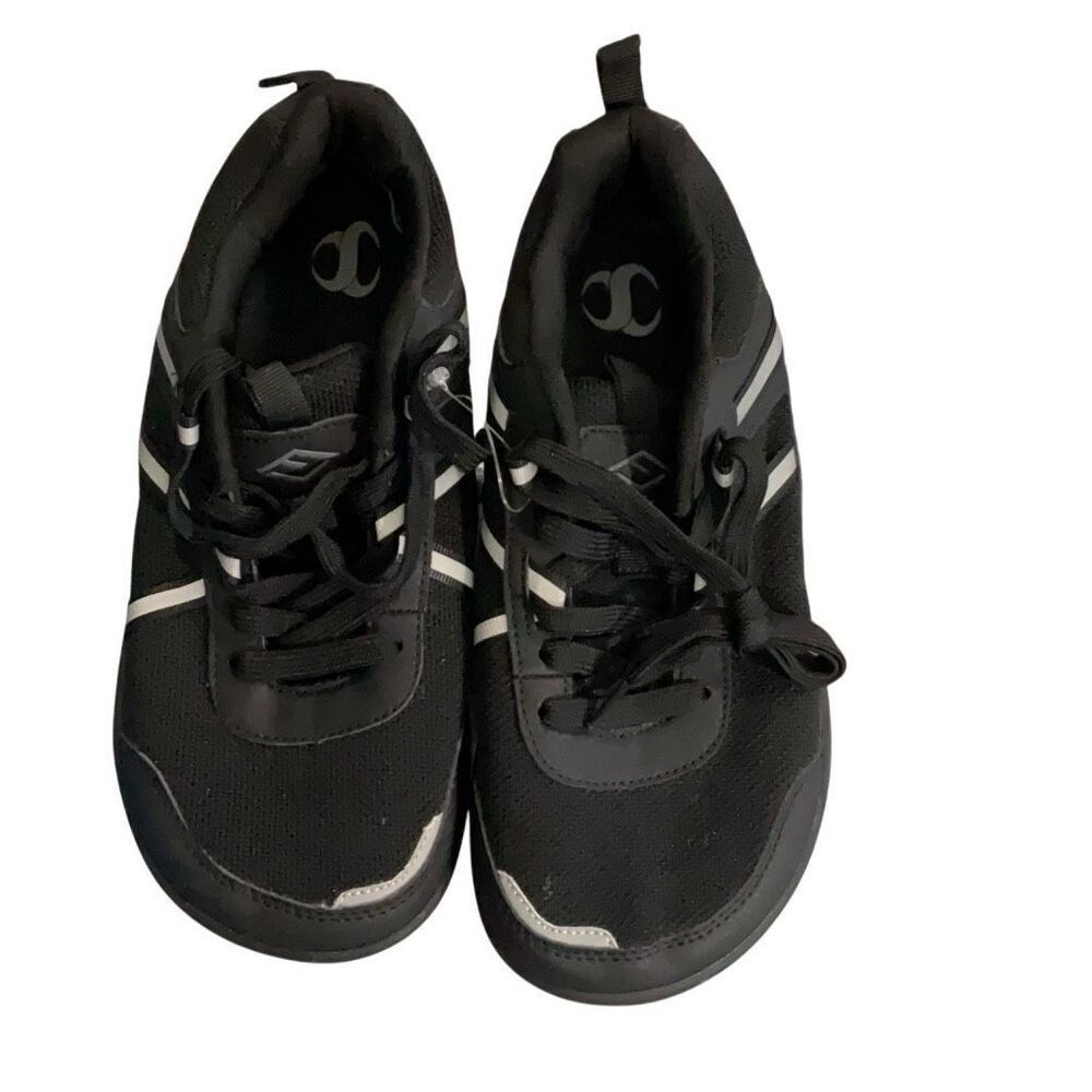 Barefoot Minimalist Low Top Wide Toe Box Sneaker Black NWOT 39 US 8 Womens
